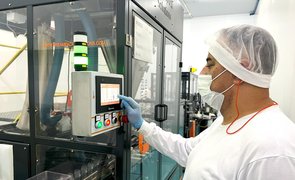 de nez dia da industria capa